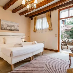 residenza-centopietre-dorsoduro.hotelslidodijesolo.com/
